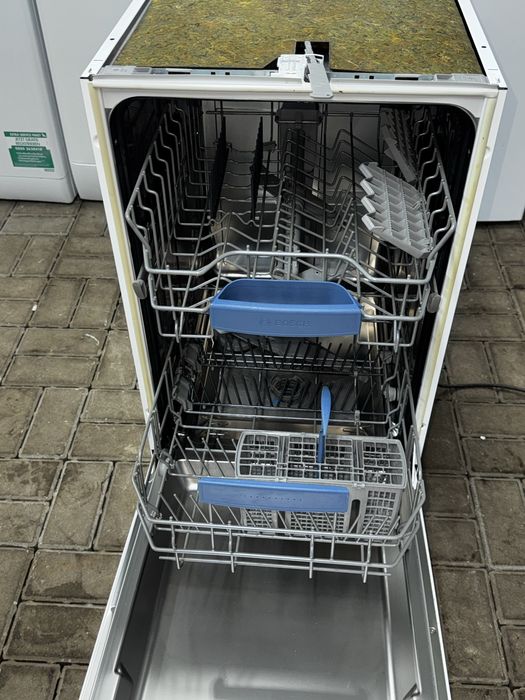 Zmywarka  Bosch  model SPS53M32EU A++ 45 cm szerokości