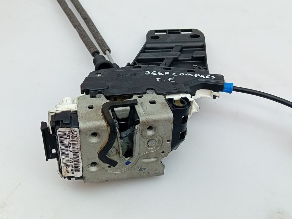 Fechadura / fecho porta frente esquerdo JEEP Compass (MK49)