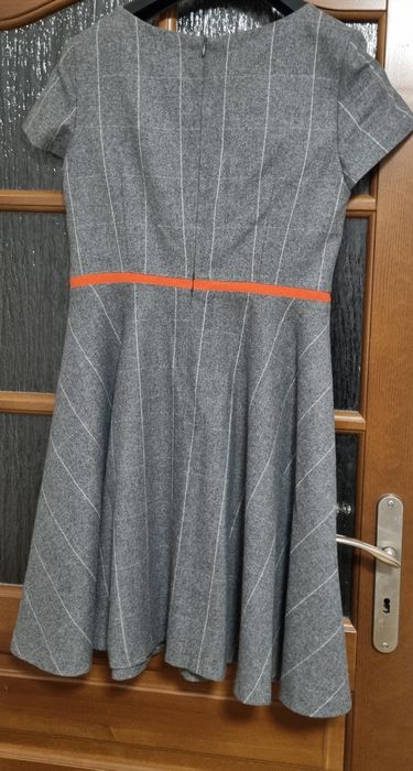 Sukienka Bialcon z miękkiej wełny