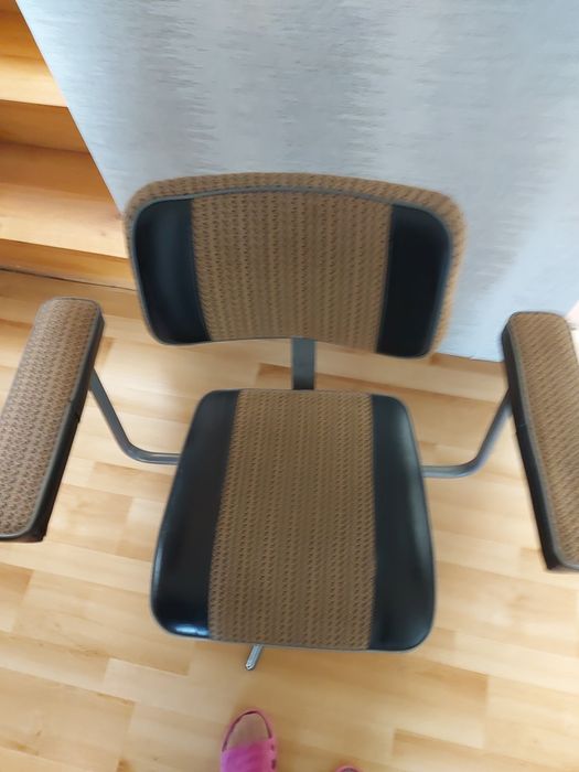 2 Krzesła obrotowe PRL