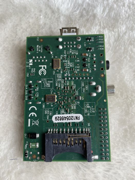 wczesny model Raspberry Pi 1 Model B.
