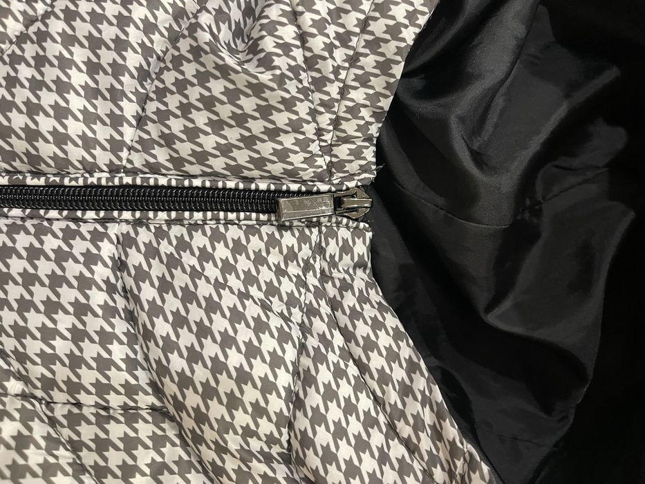 Куртка жіноча