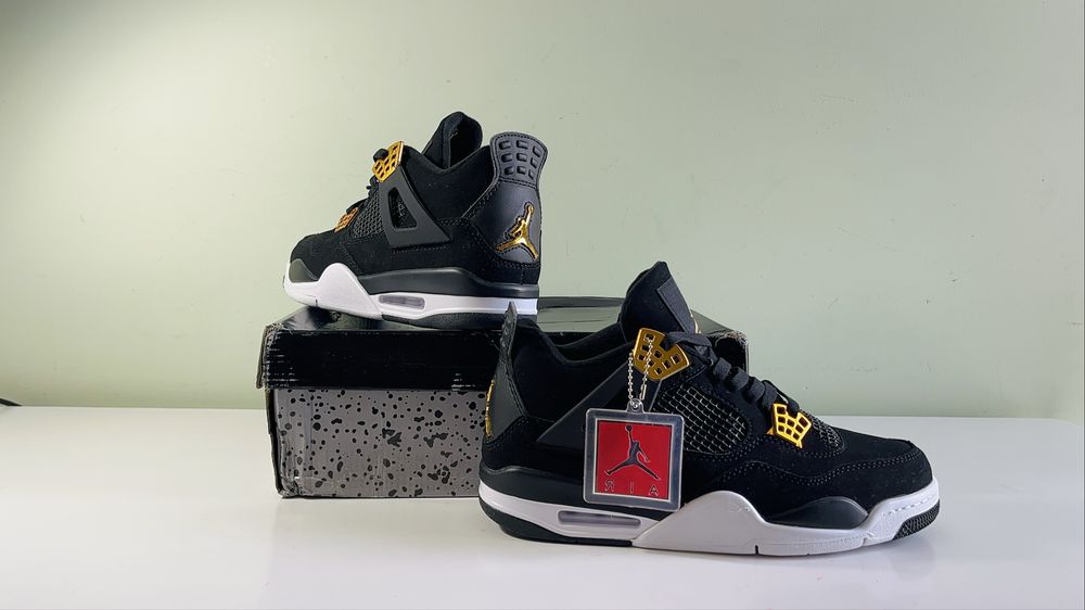 Air Jordan 4 Retro Royalty