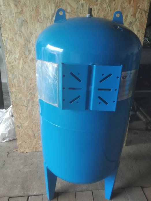 Гідроаккумулятор бак бочка ємність ресівер для насоса води Zilmet 300L