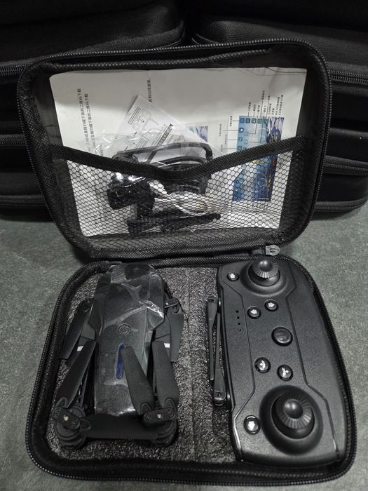 Міні дрон 4К Е88 WI-FI, HD камера, квадрокоптер для дітей