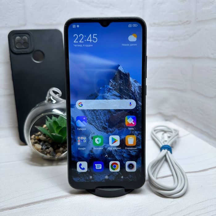 Продам телефон Redmi 9C 2/32 Gb в гарному стані