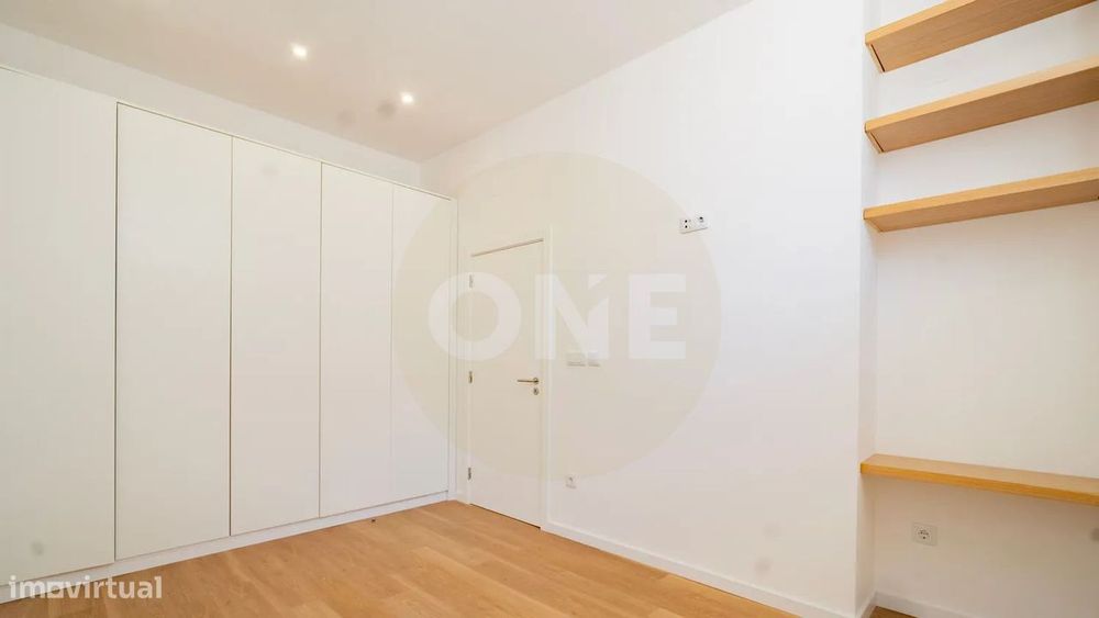 Apartamento T3 Remodelado, no bairro da Codivel, Odivelas