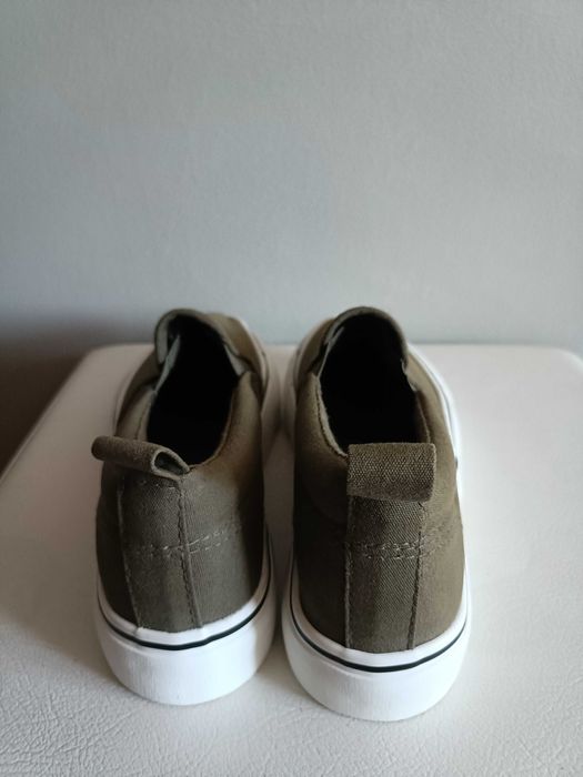 Sapatilhas verde tropa novas