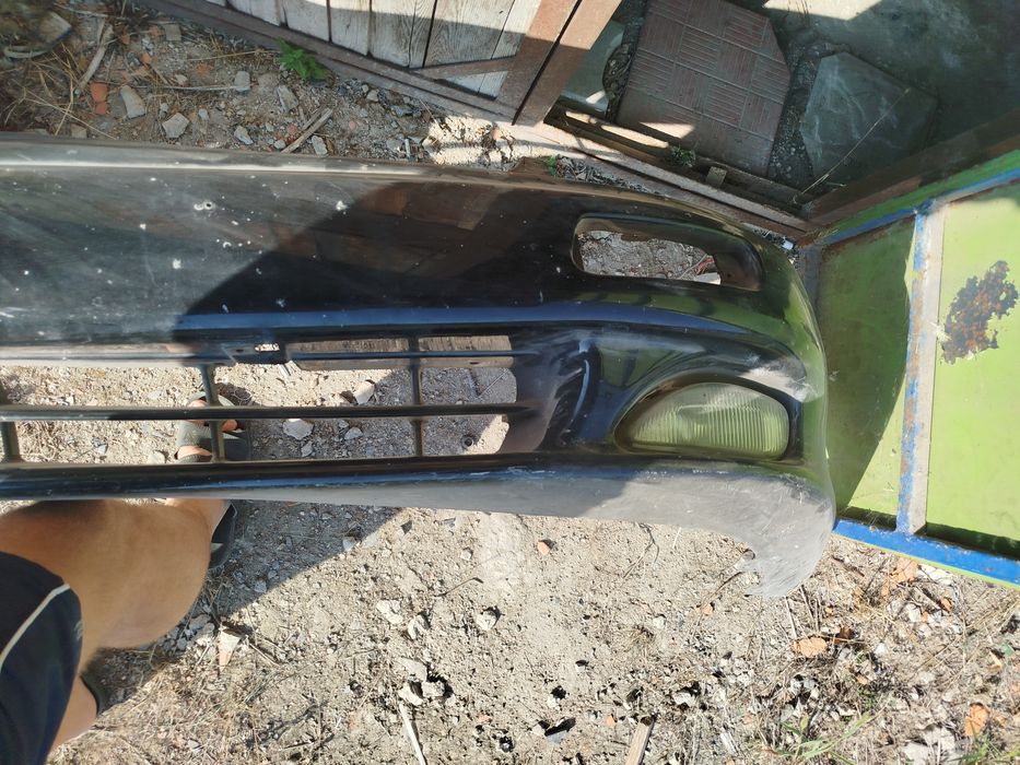 Продам передній бампер  дейво леганза