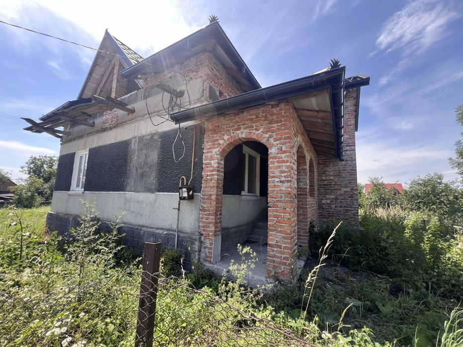 Продаж будинку село Мавковичі поруч городок , земля 7 сотих