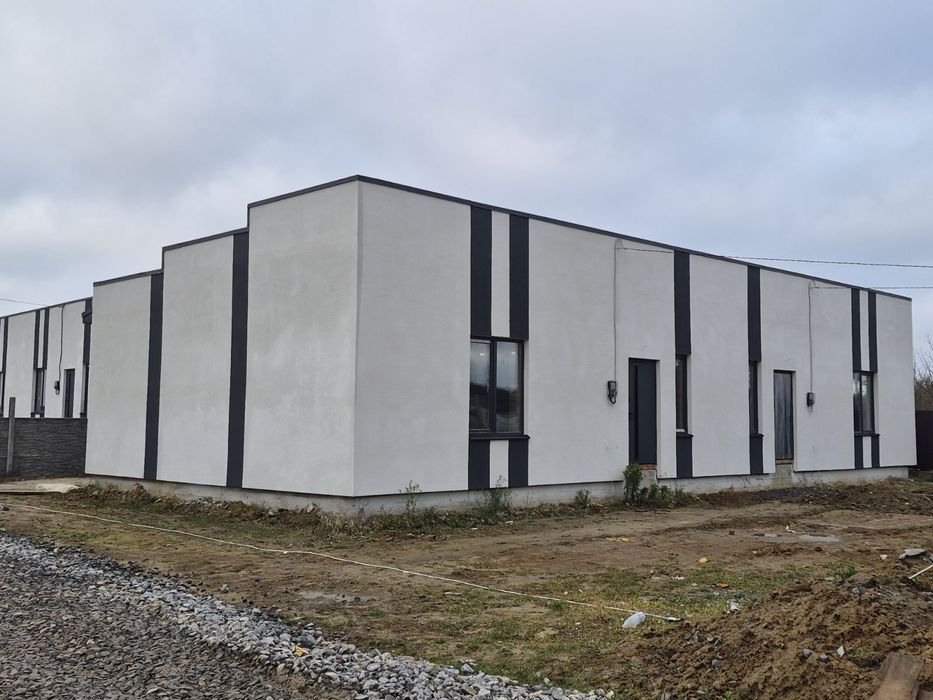 Продаж одноповерхового таунхауса