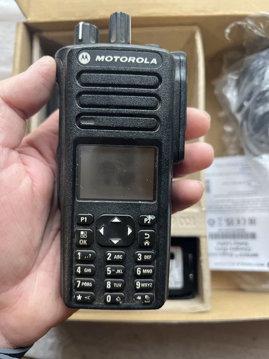 Motorola DP4800e (MotoTRBO) + комплект — хороший стан