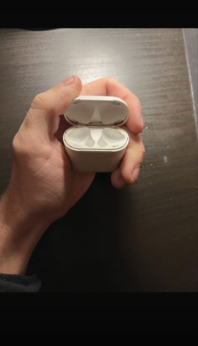 AirPods Case (2nd Generation)64729665088259123