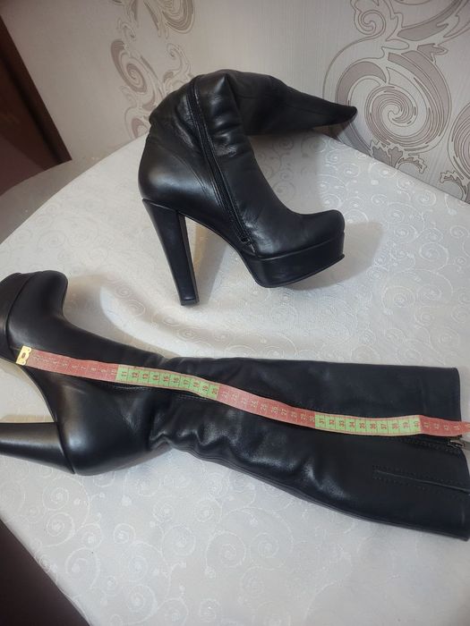 Зимові шкіряні ботильйони на каблуку, овчина