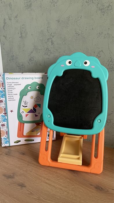 Мольберт дитячий