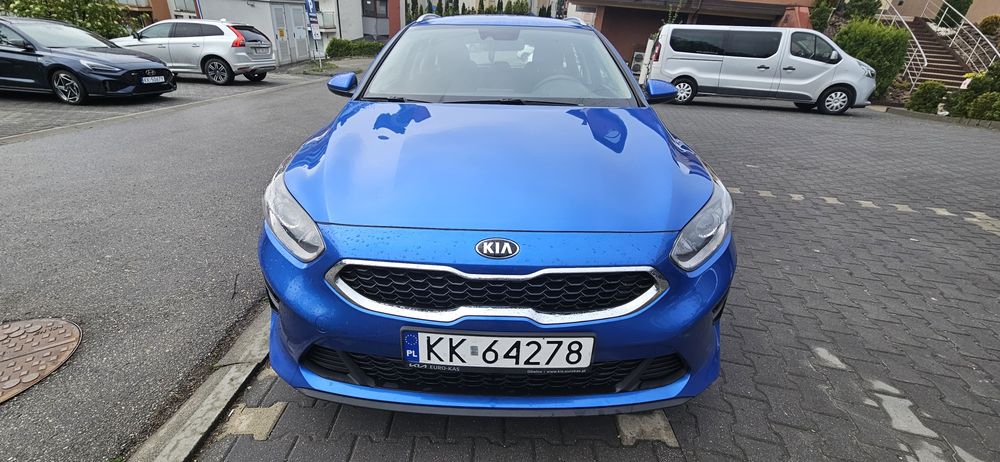 Kia Ceed 2019 r 1.4 benz+gaz 100km