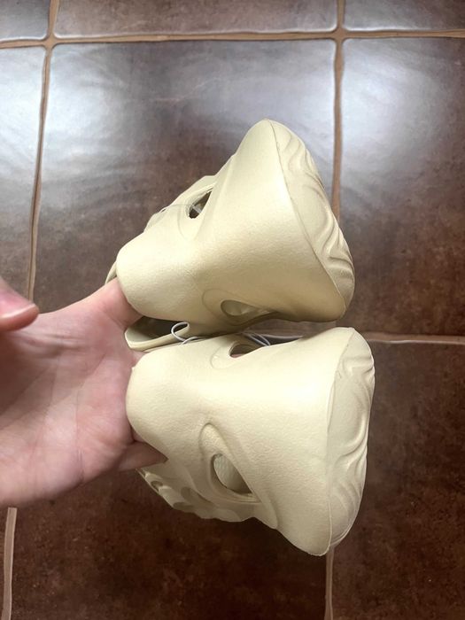 Жіночі сандалі Adidas Yeezy Foam Runner крокси раннери