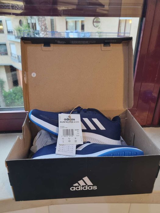 Ténis ADIDAS RAPAZ NOVOS em caixa Runfalcon 2.0K