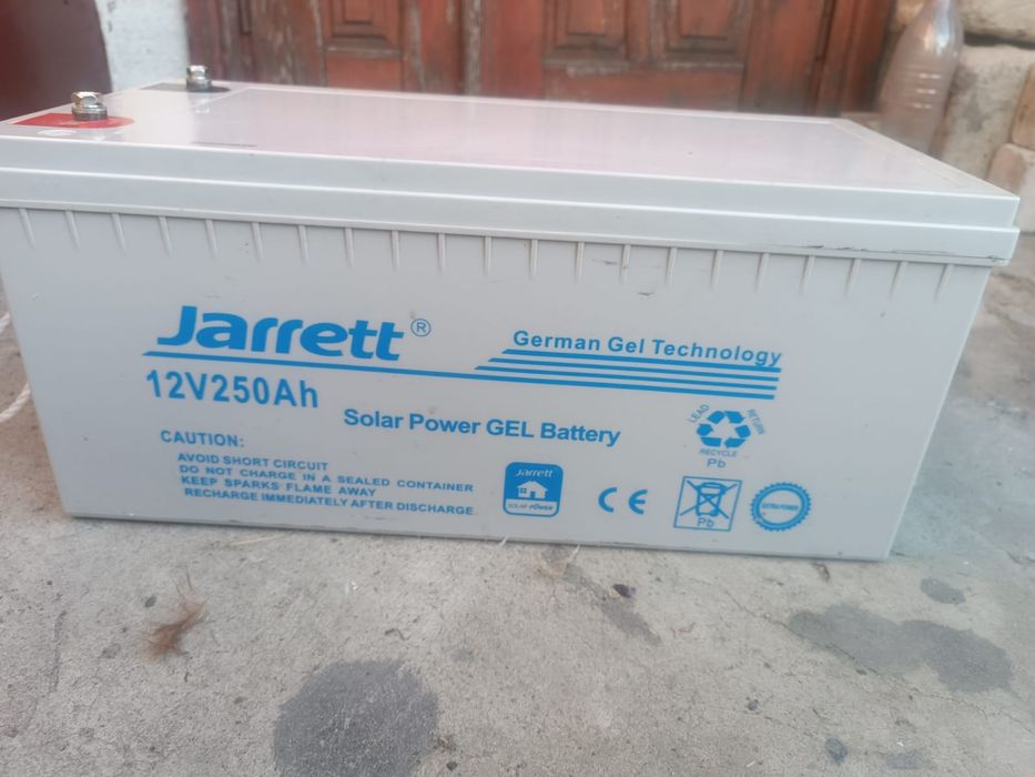 Гелевий акумулятор jarrett 12v 250ah