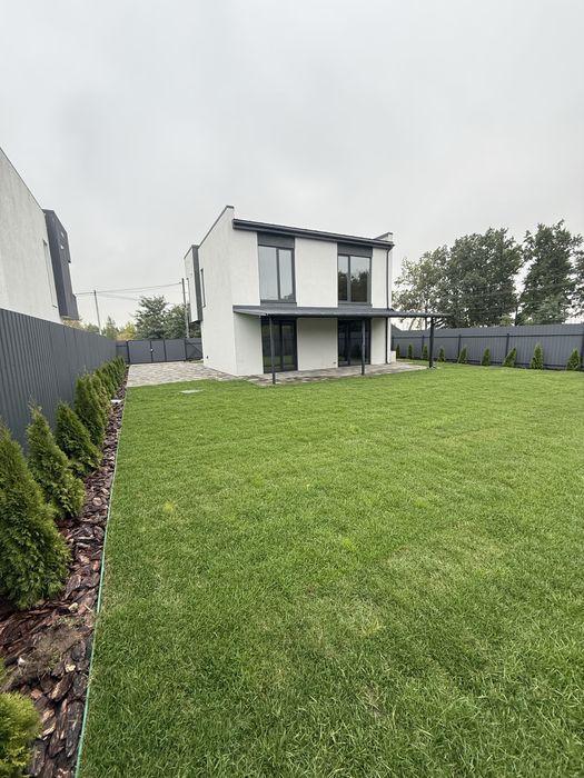 Новий будинок 115м2  4 спальні 15хв від м. Теремки