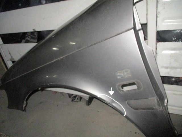Guarda-lamas esquerdo SAAB 9-3 Hatch (YS3D)