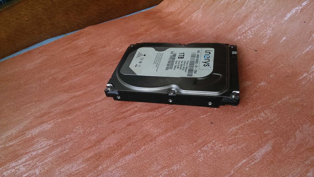 Жесткий диск (HDD) 1 Tb марки I.norys ПОЛНОСТЬЮ РАБОЧИЙ