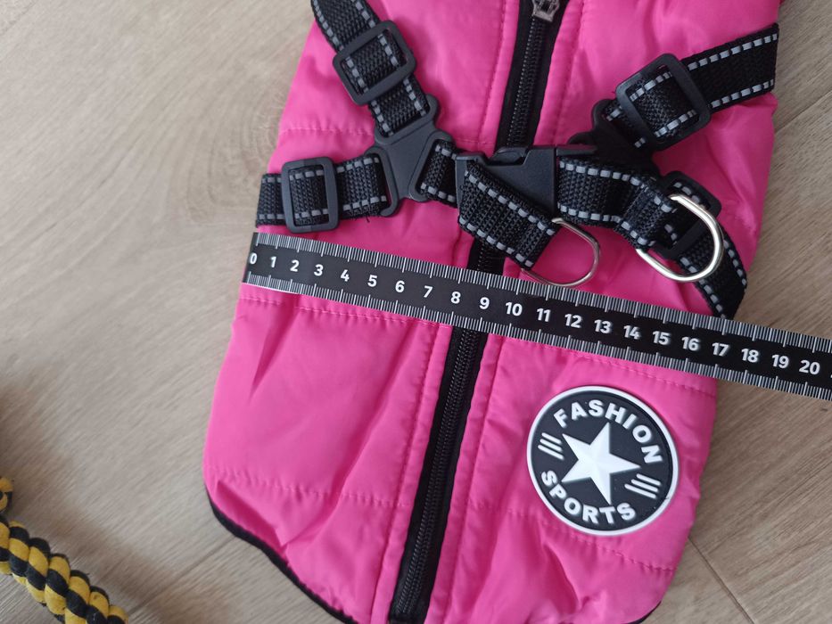 Kurtka zimowa dla psa z szelkami 25cm 26cm