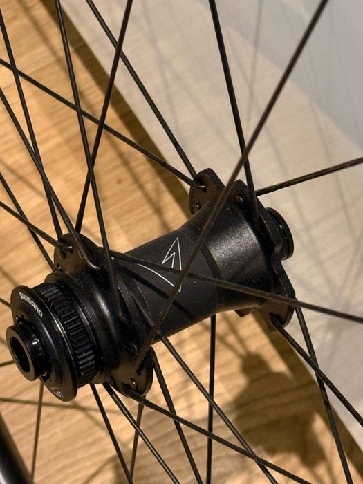 Koła karbonowe Bianchi Velomann Palladium 33 - nowe, 21 mm szer, disc, 1460g