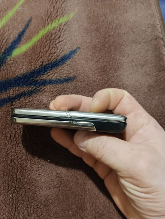 Телефон Nokia 8800