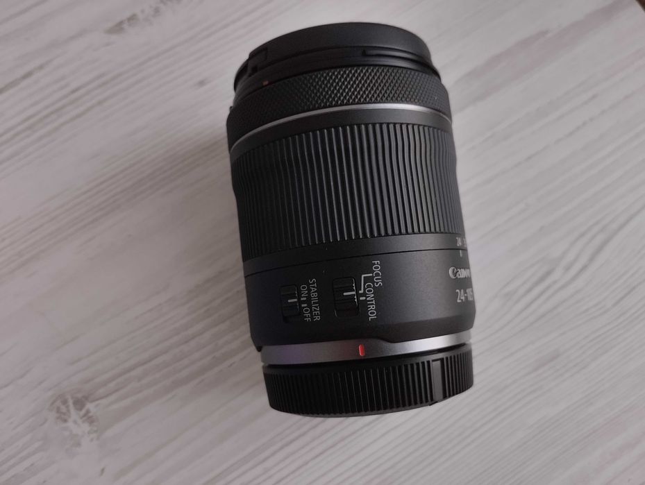 Обєктив Canon RF 24-105mm f/4.0 IS STM  має Стабілізацію
