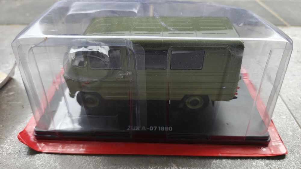 Żuk A-07 Zielony Hachette Samochody PRL