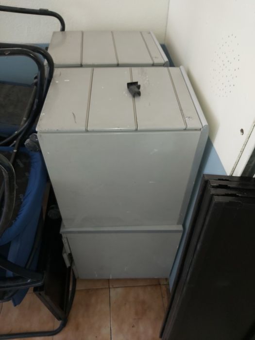 Cadeiras de escritorio porta gavetas