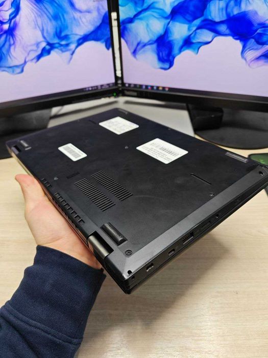 Ноутбук Lenovo ThinkPad L380•Core i5-8250U•3.4 GHz•8Gb DDR4•256Gb SSD