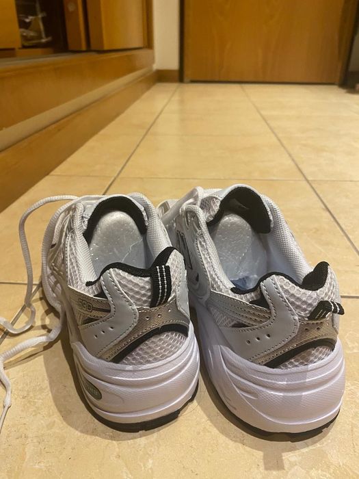Sapatilhas NB 530