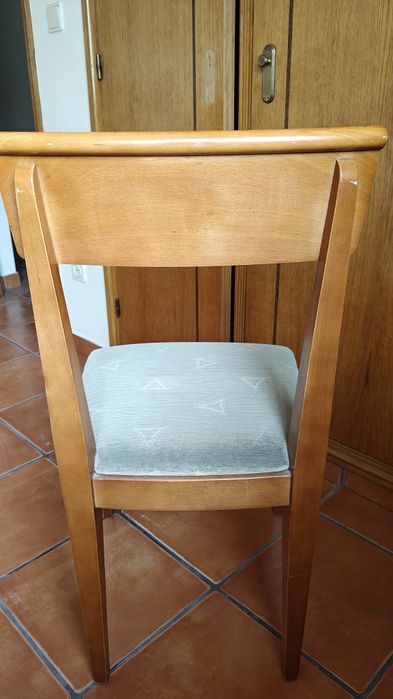 Cadeira de quarto em Madeira -  assento em tecido