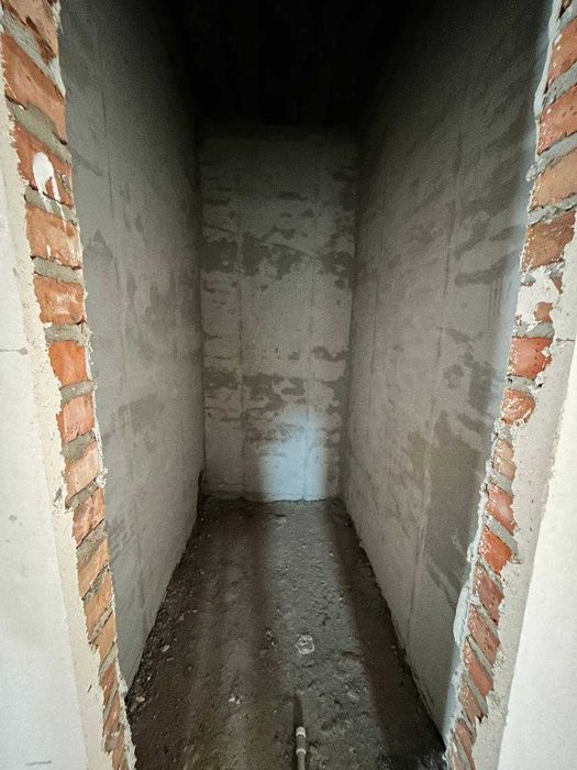 Продам 2-кімнатну квартиру біля Центрального парку! Мінімальні податкм