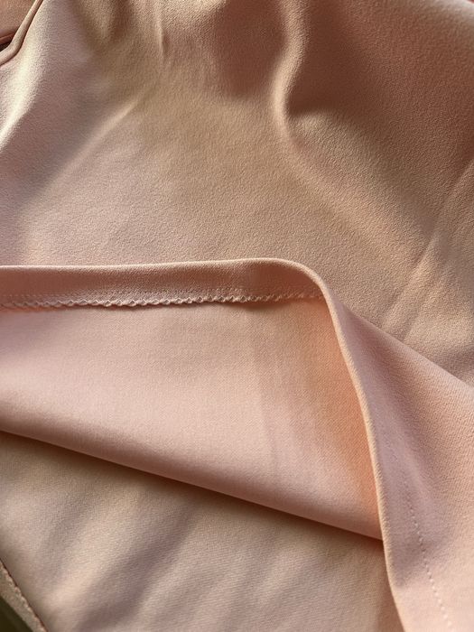 Жіноча сукня.