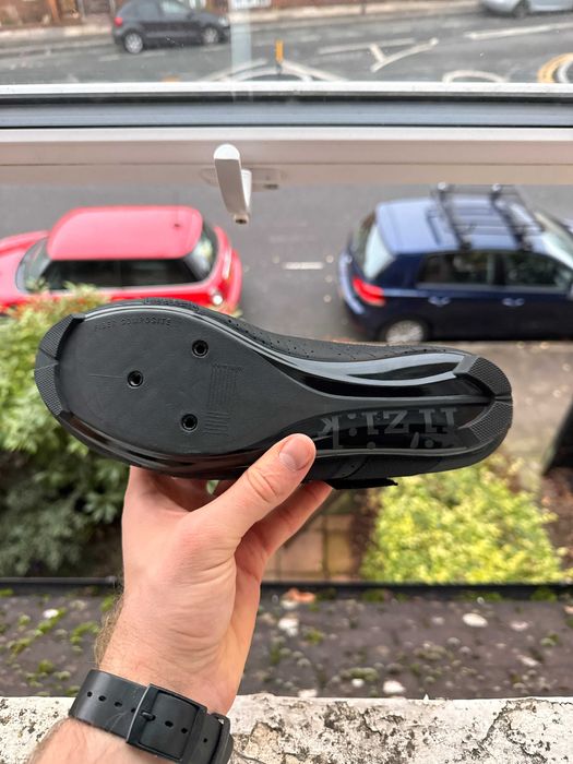 велосипедне взуття велотуфлі Fizik Tempo Powerstrap R5 та 41 та 40 р