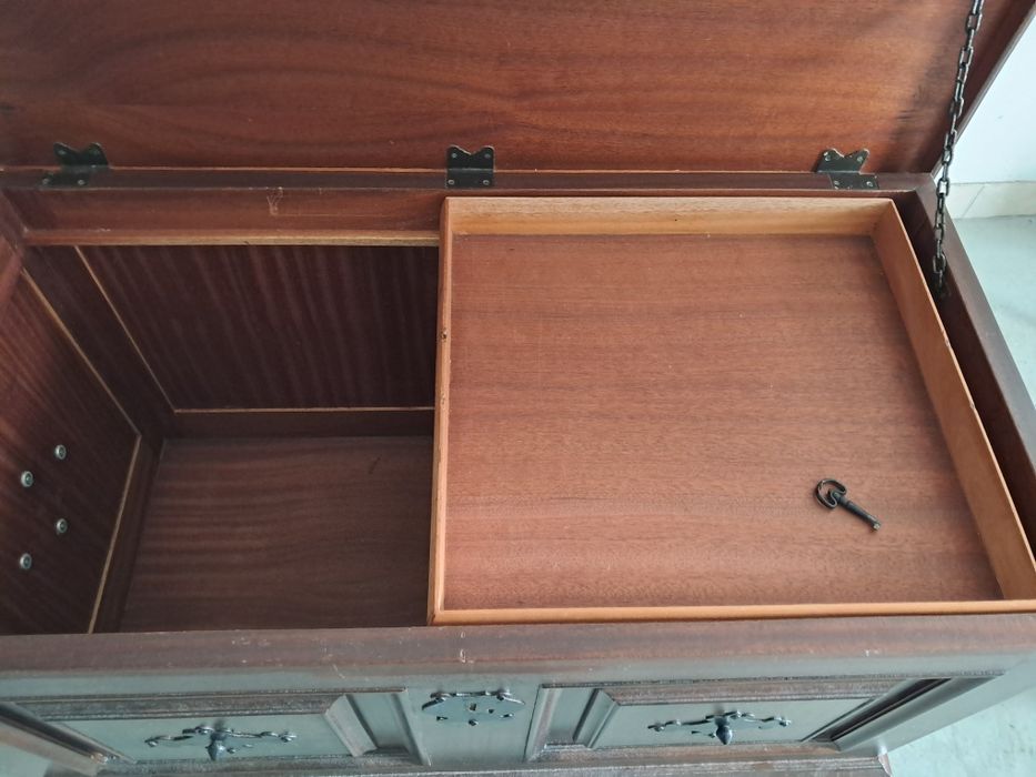 Arca ou Bau de roupa