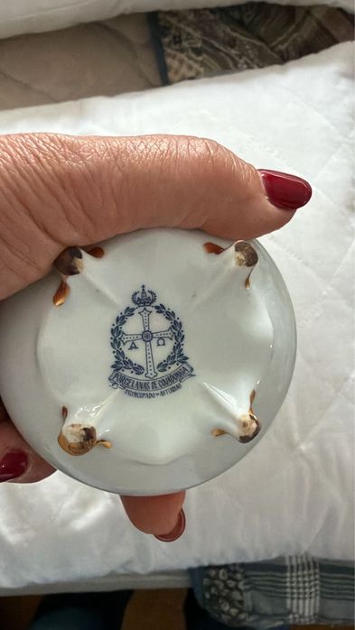 Varias caixas de porcelana