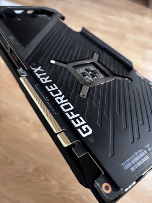 Asus RTX 3070 ti ROG Strix OC