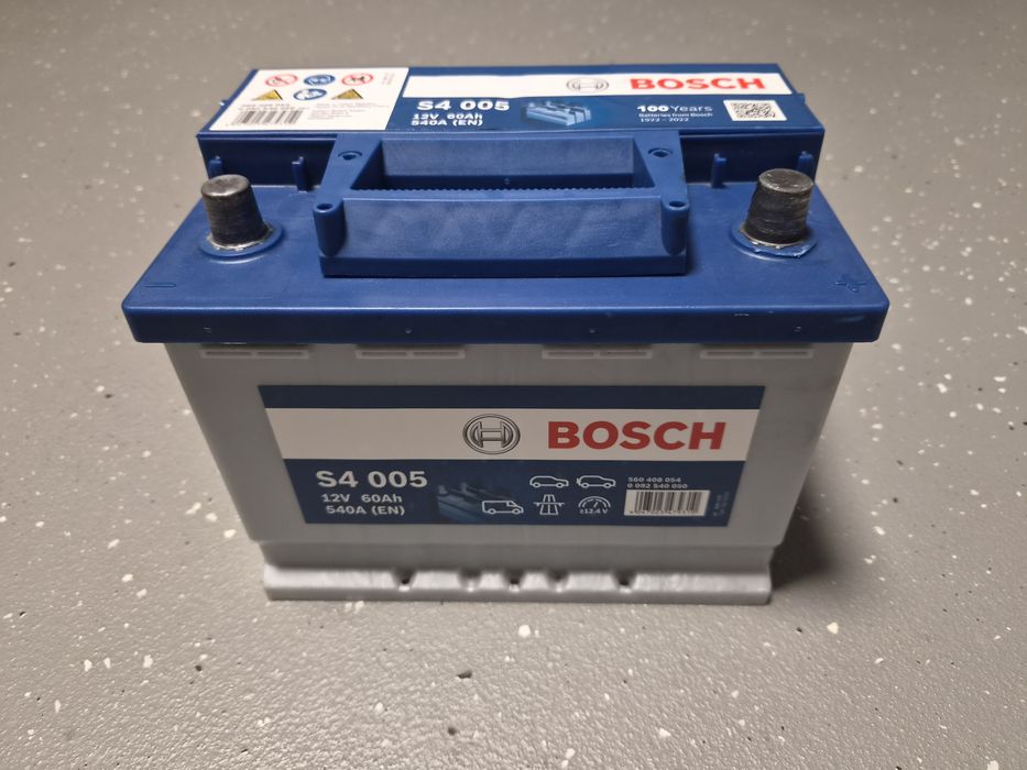 Akumulator Exide 70Ah Bosch 60, 80Ah Varta 60, 80Ah AGM Banner 45Ah