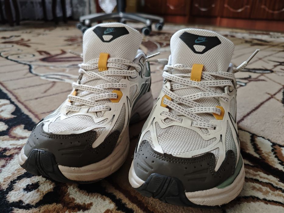 Продаю Кросівки Nike в хорошому стані