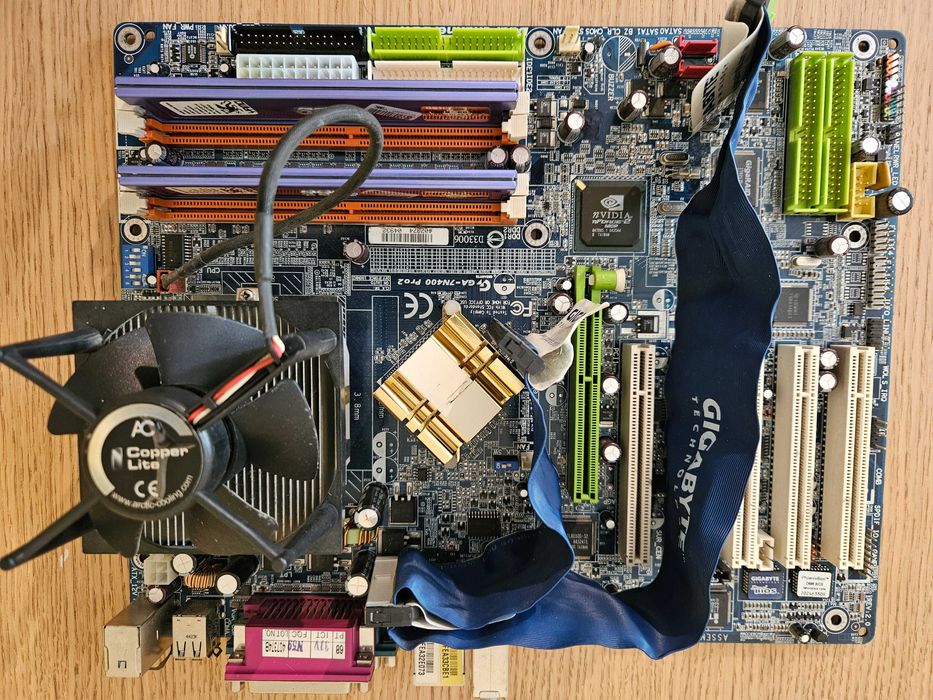 Płyta główna Gigabyte GA-7N400 Pro2