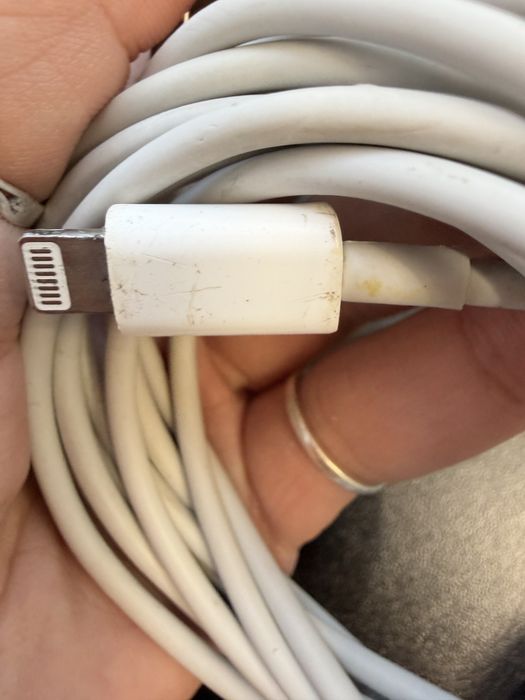 Lot #9 – 3 kable USB-A – Lightning do iPhone, 2× 1 m + 1× 2 m