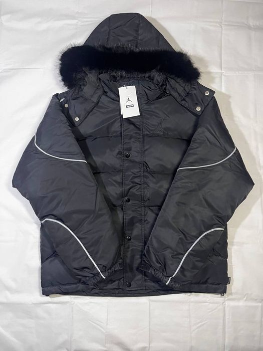 Пуховик Supreme jordan