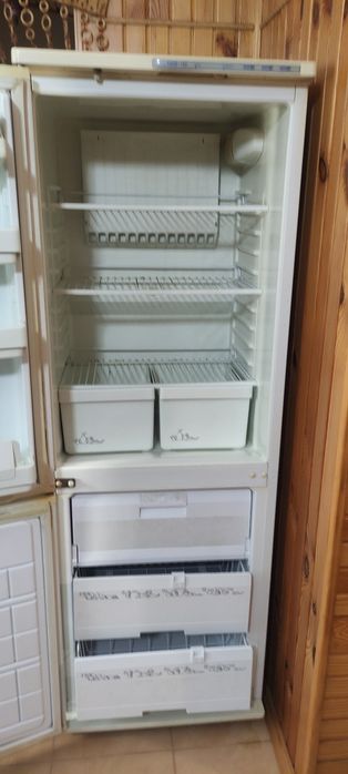 Продам холодильник