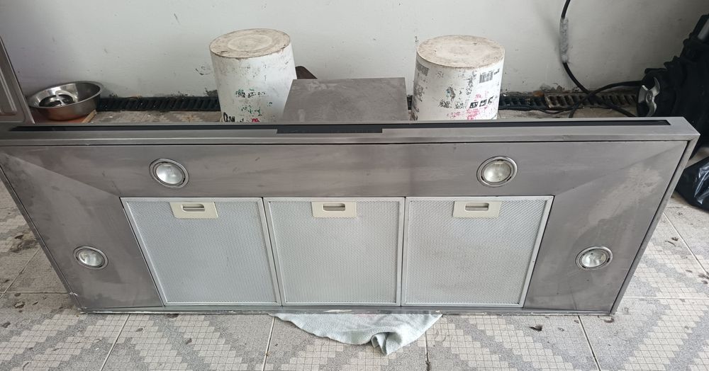 Exaustor da marca AEG