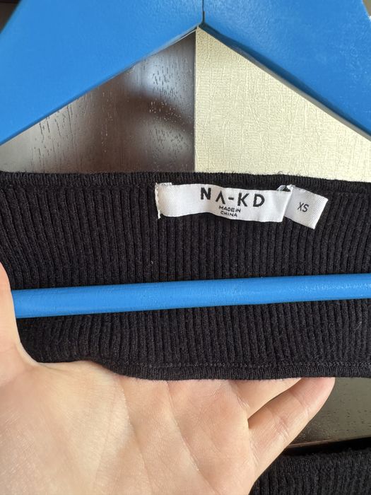 Чорна кофта від франсузького бренду NafNaf
