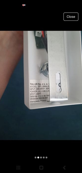 Lampa z 2 reflektorami